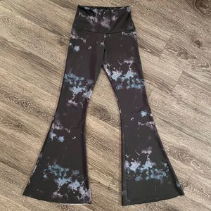 Free people movement + onzie tie dye flare pants nwot